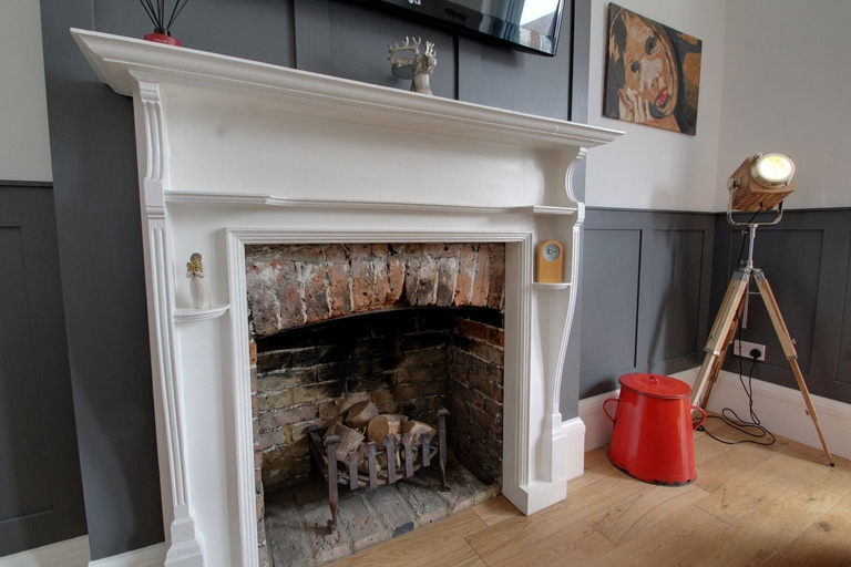 Others 5, Belmont Road, Kent