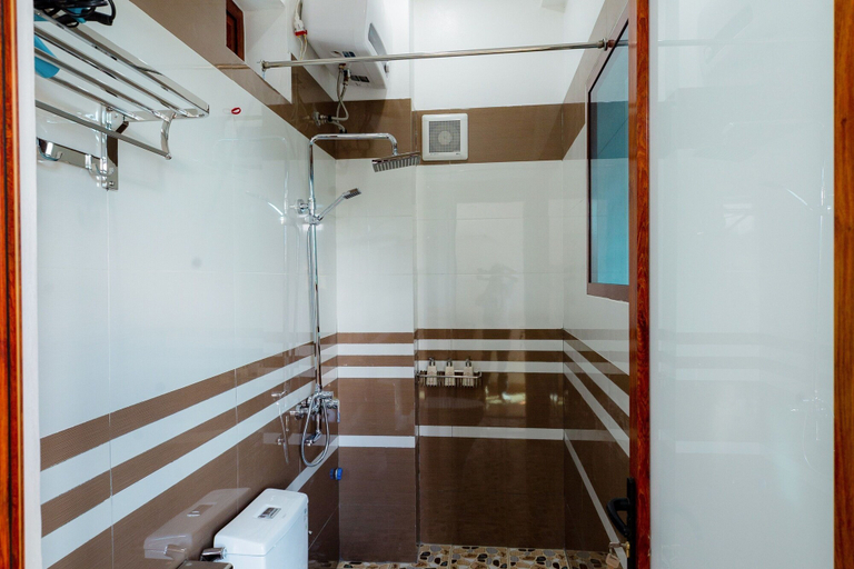 Bathroom 3, Tam Coc Tuong Vy Homestay - Hostel, Hoa Lư