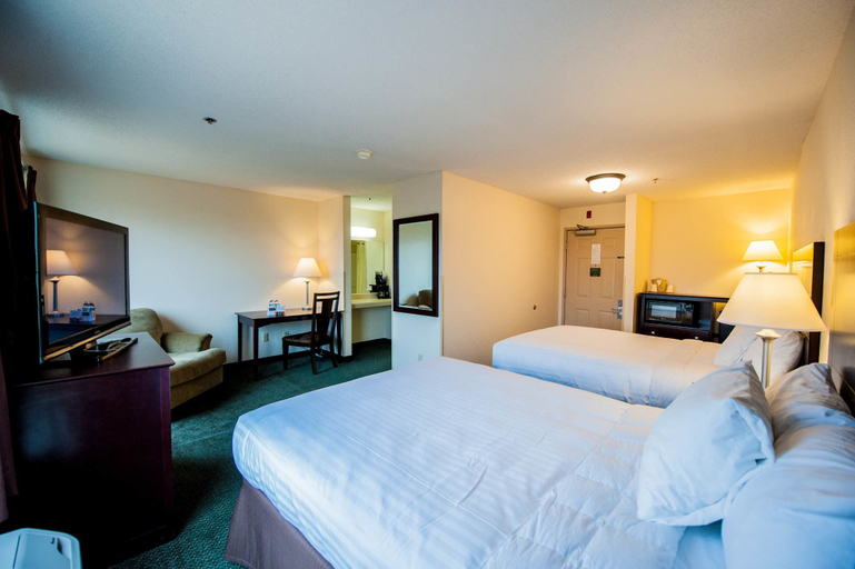 Bedroom 1, Greystone Inn and Suites, Tuscaloosa