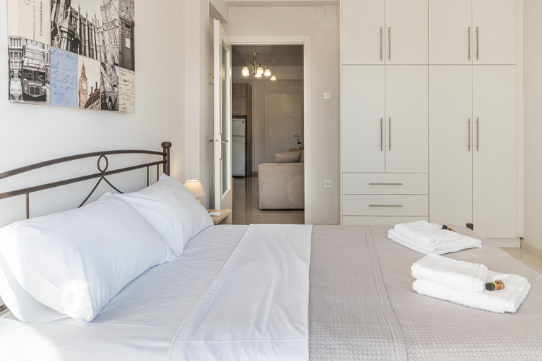 Bedroom 2, Comfy Central Square Gem with Terrace, Peloponnese