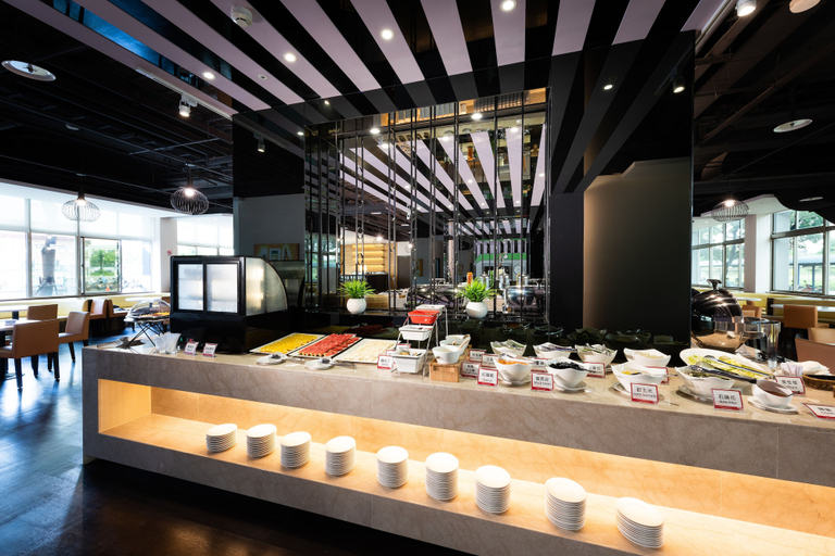 Food & Drinks 5, Holiday Garden Hotel SKM Park, Kaohsiung