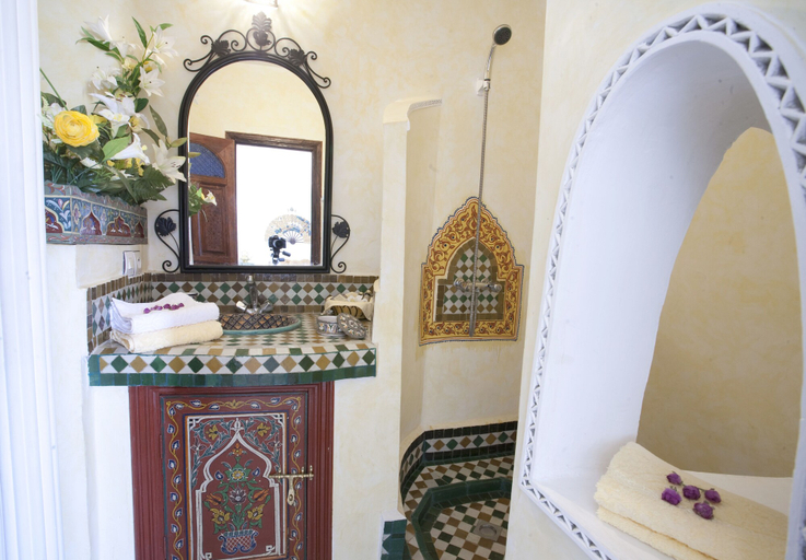 Bathroom 3, Riad Kettani, Fès