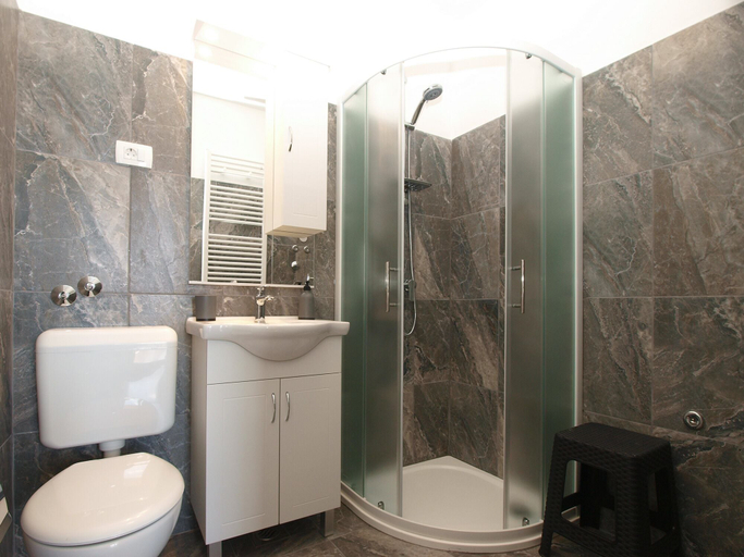 Bathroom 3, Apartments Grace 718, Fažana
