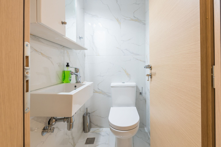 Bathroom 3, Victoria Diamond Suites Apartments, Attica
