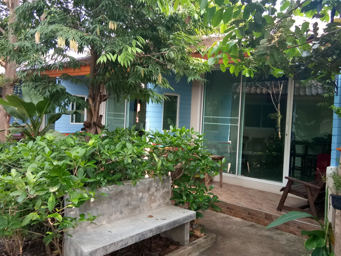 Others 2, Q Zone Boutique, Phra Nakhon Si Ayutthaya