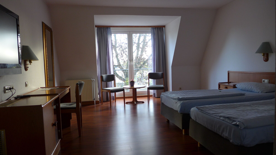 Bedroom 3, Hotel Heidpark, Lüneburg