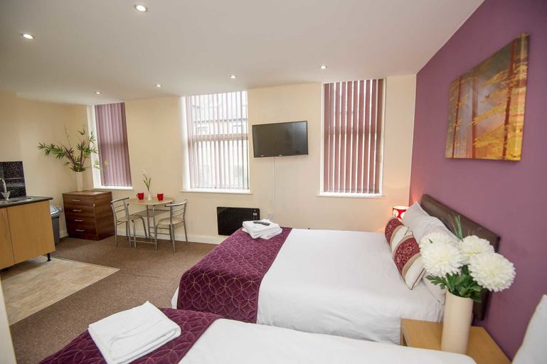 Bedroom 2, Snooze Apartments Flat 54, Bradford