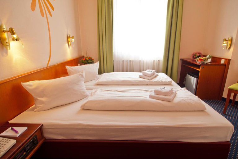 Bedroom 4, Hotel Residenz Düsseldorf, Düsseldorf