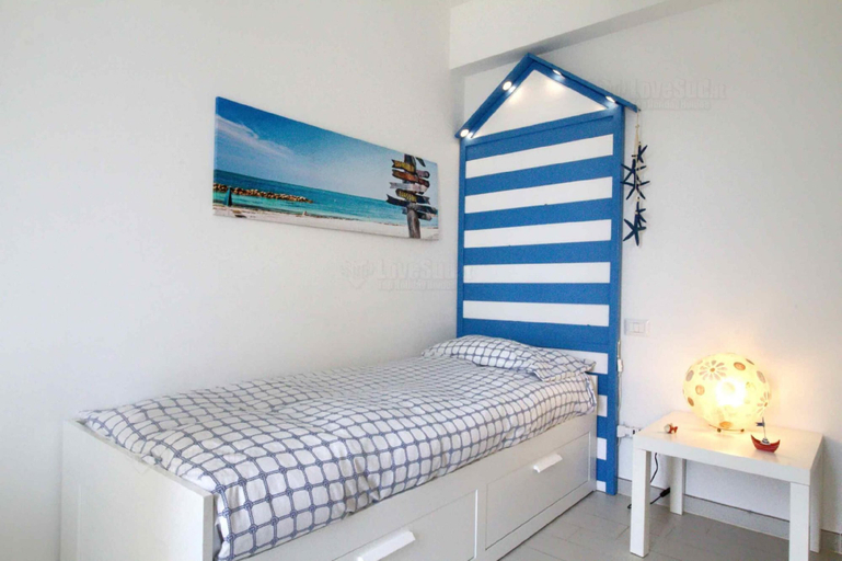 Bedroom 2, Starfish Apt, Lecce