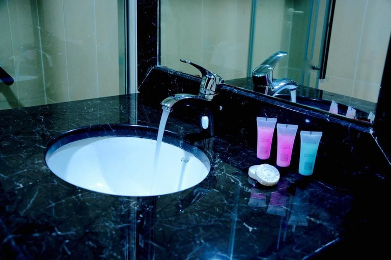Bathroom 5, Rabigh Park Hotel
