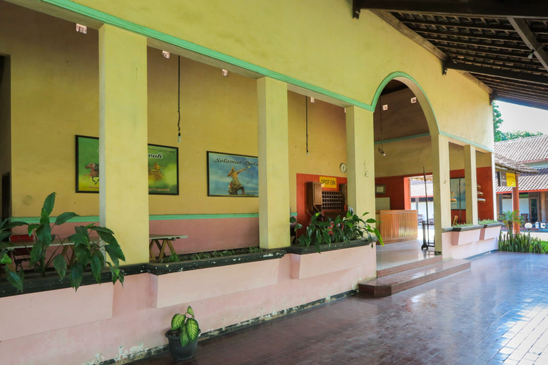 Exterior & Views 2, OYO 2465 Hotel Raung View, Banyuwangi