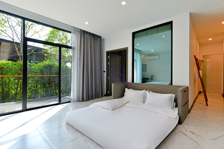 Bedroom 4, Grand Sappaya Hotel by Lotus Valley Golf, Bang Nam Prieo