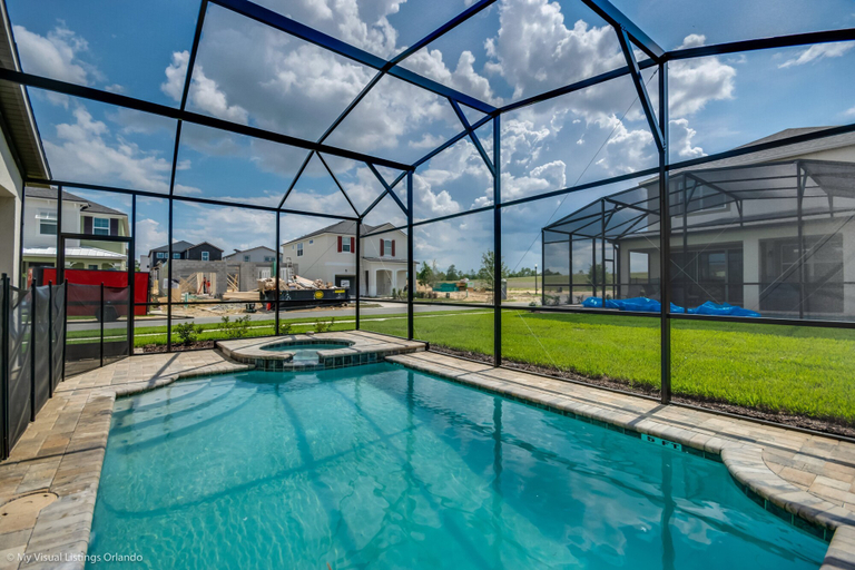 Sport & Beauty 5, 7 BD 5 BH Home Villa at Solara, Osceola