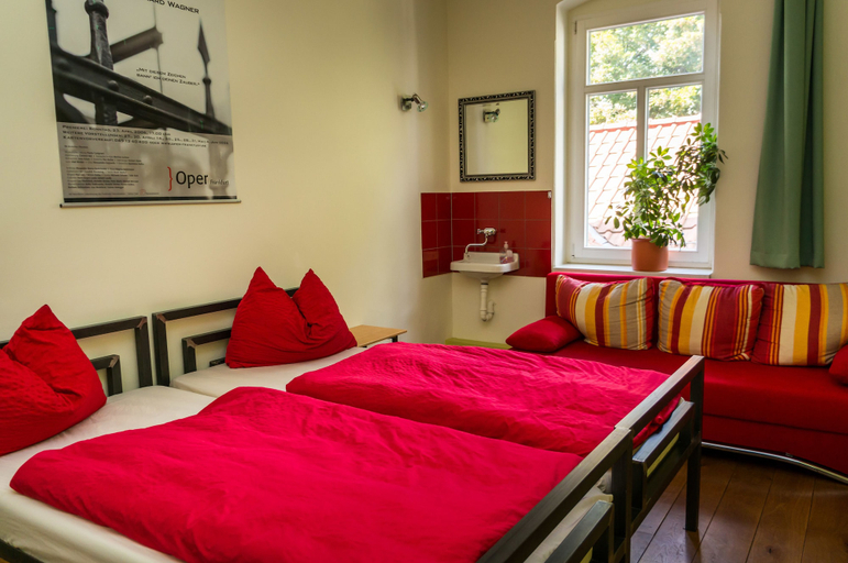 Bedroom 4, OPERA Hostel, Erfurt