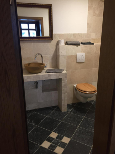 Bathroom 5, McMüller's Kemenate Fulda, Fulda