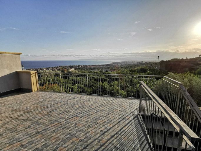 Terrace/patio 5, Villa Antonio, Catania