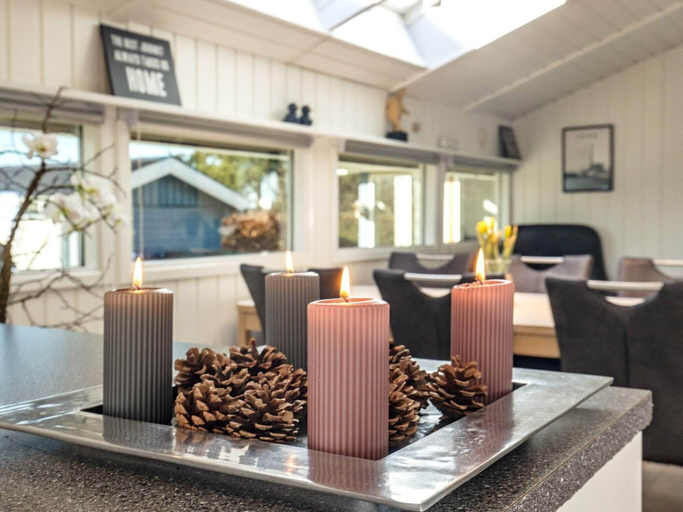 Food & Drinks, 5 Star Holiday Home in Esbjerg V, Esbjerg