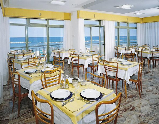 Food & Drinks 5, Hotel International, Pesaro E Urbino