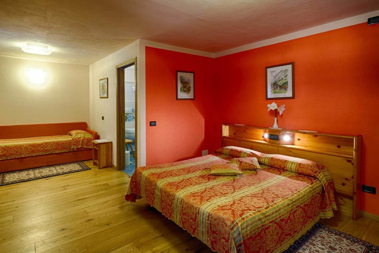 Bedroom 3, Hotel Granta Parey, Aosta