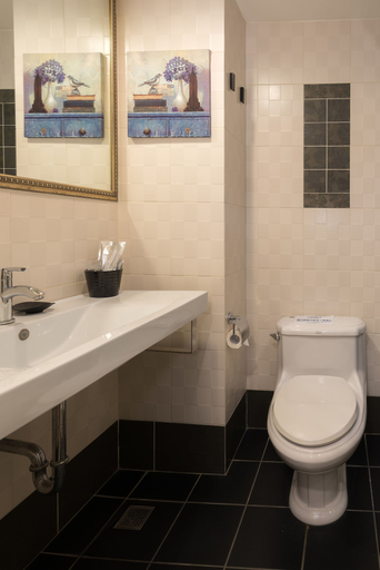 Bathroom 5, Hotel Elizabeth, Taichung