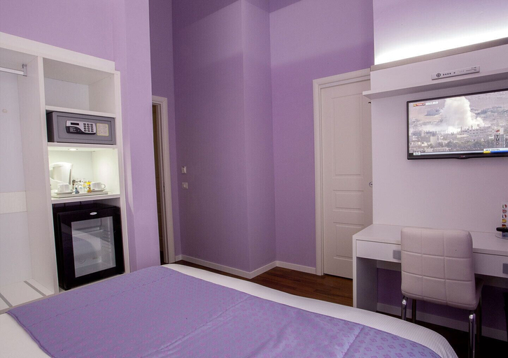 Bedroom 28