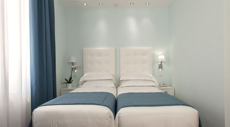 Bedroom 25