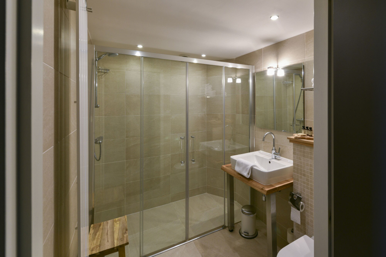 Bathroom 3, Hotel De Gravin, 's-Gravenzande
