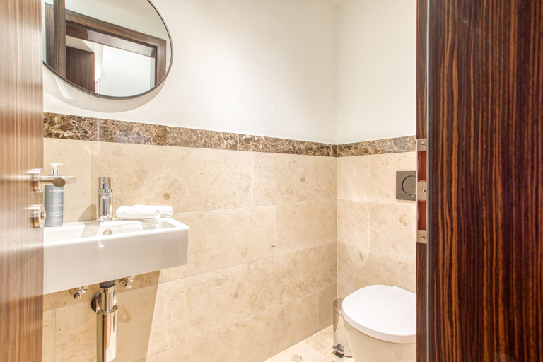 Bathroom 4, Parkhotel Heilbronn, Heilbronn