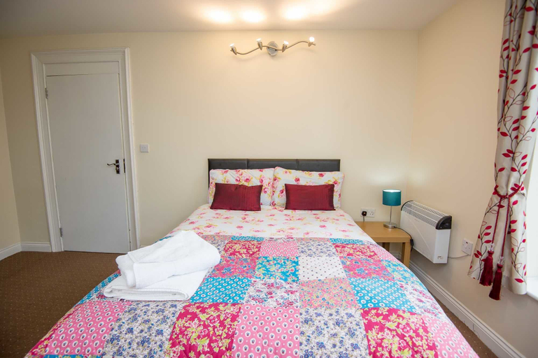 Bedroom 2, Bradford City Apartments Flat 71, Bradford