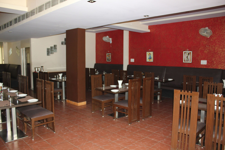 Food & Drinks 5, Hotel Savi Regency, Jaipur