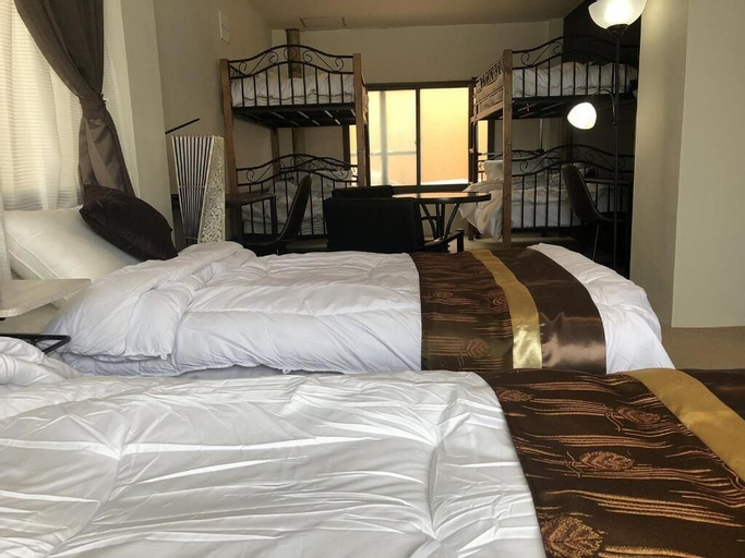 Bedroom 1, Cool-innOTARU, Otaru