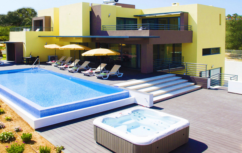 Sport & Beauty 3, Villa Bahamas, Silves