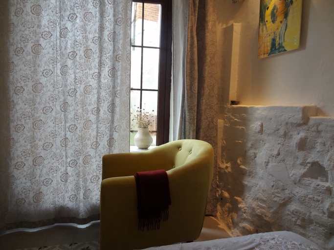 Others 4, Hostal La Solana, Ávila