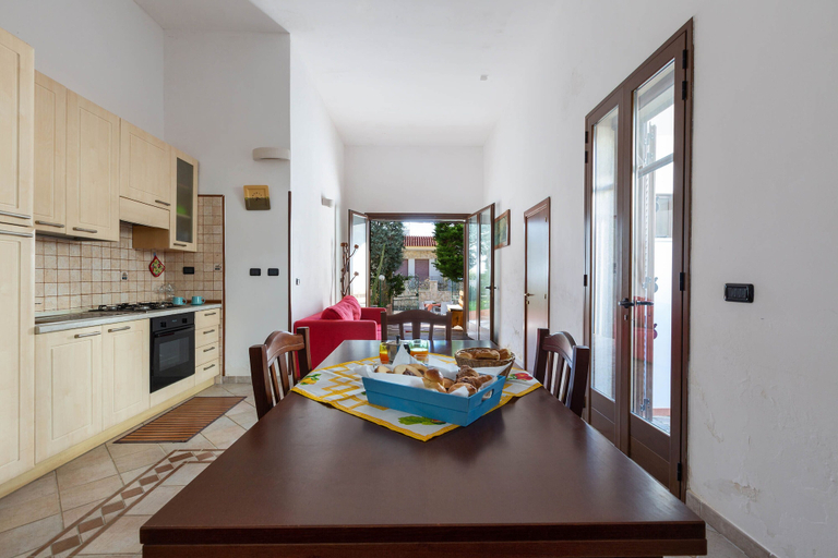 Private kitchen 4, 2141 Villetta Roberta - Piano Terra by Barbarhouse, Lecce