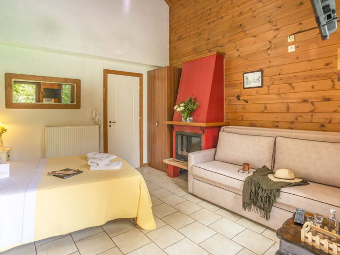 Bedroom 4, Ninemia Stay& Play, Central Greece