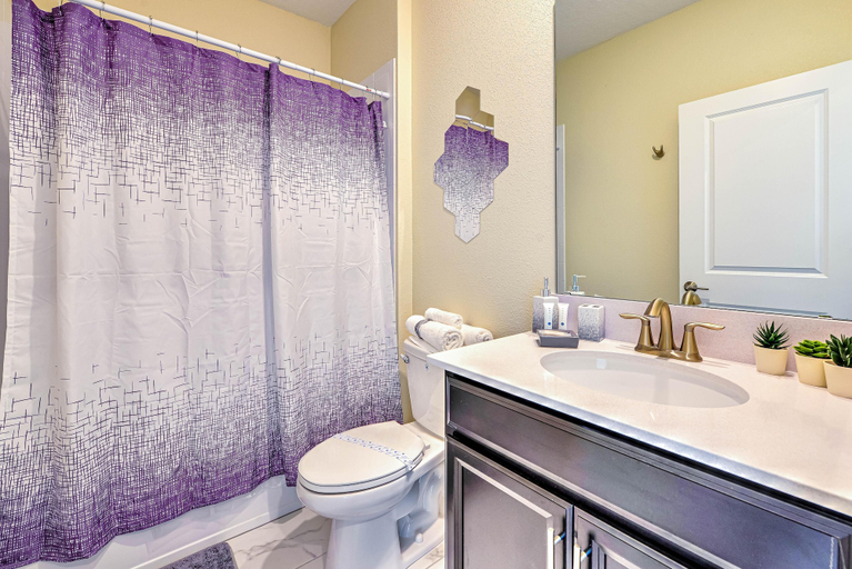 Bathroom 4, Blooming Villa, Osceola