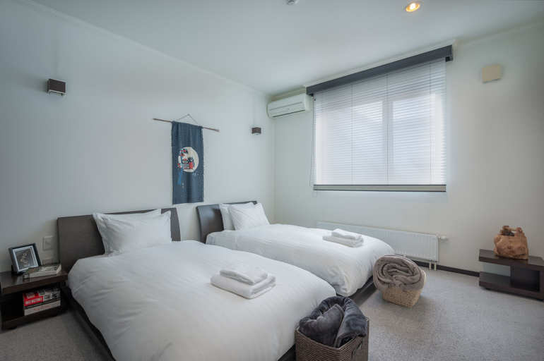 Bedroom 3, Shochikubai by H2 Life, Furano