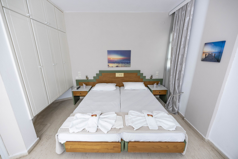 Bedroom 3, Helen Suites, Crete