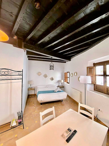 Bedroom 2, SUITES CASA DE LAS COLUMNAS, Granada