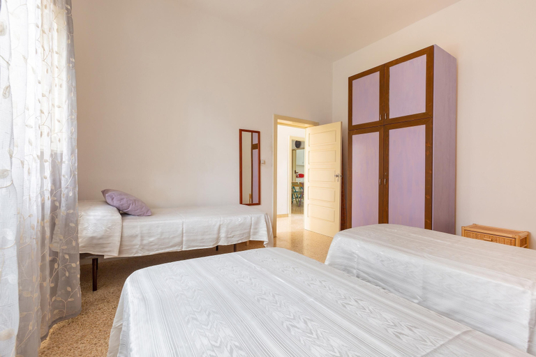 Room 5, 2743 Appartamento Ros by Barbarhouse, Lecce