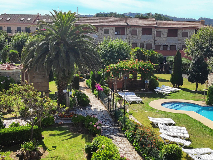 Exterior & Views 2, Apartamentos Revo Salinas 3000, Pontevedra