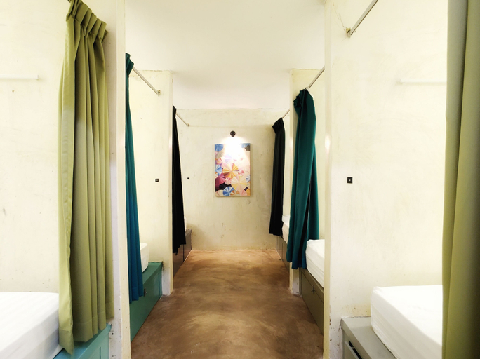 Bedroom 3, Beds In Garden Hostel Sdn Bhd, Kinta