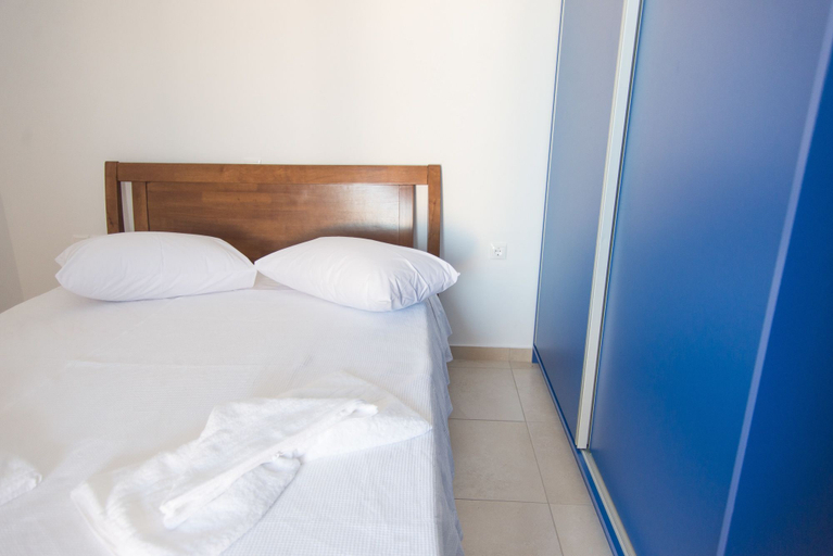 Bedroom 5, Angelica-Sea & Mountain View at a Sunny Retreat, Crete
