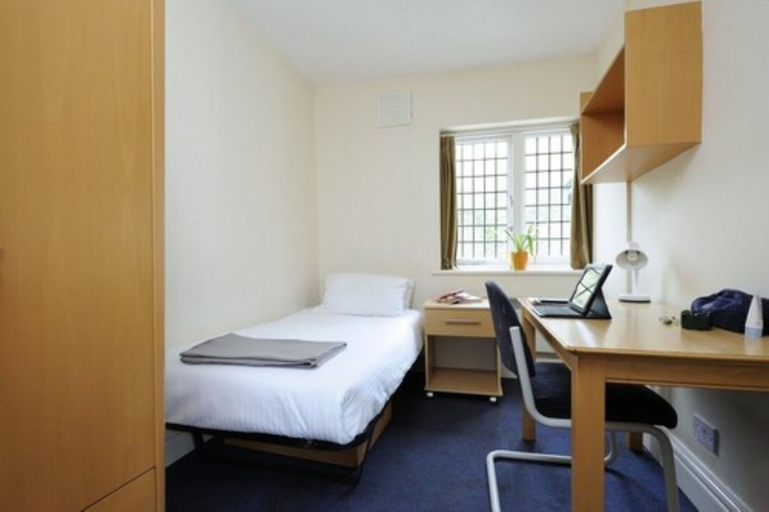 Bedroom 5, Platt Hall - Campus Accommodation, London