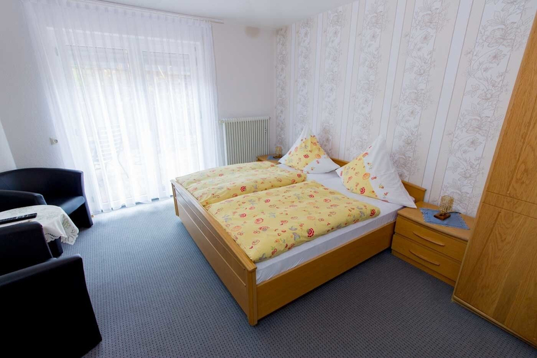 Bedroom 4, Hotel Weinhaus Moselblick, Bernkastel-Wittlich