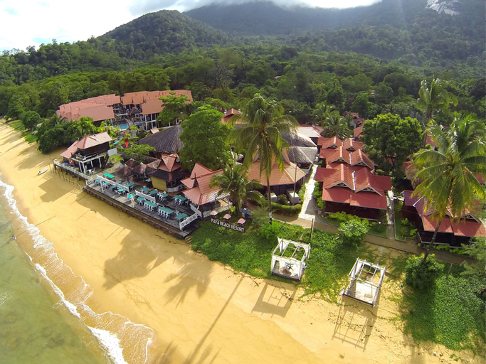 Exterior & Views 22