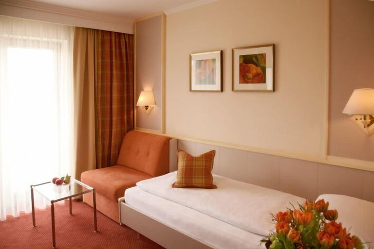 Bedroom 4, Hotel Dein Franz, Passau