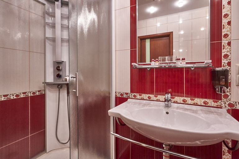 Bathroom 3, Hotel Pioner Lux, Saratovskiy rayon