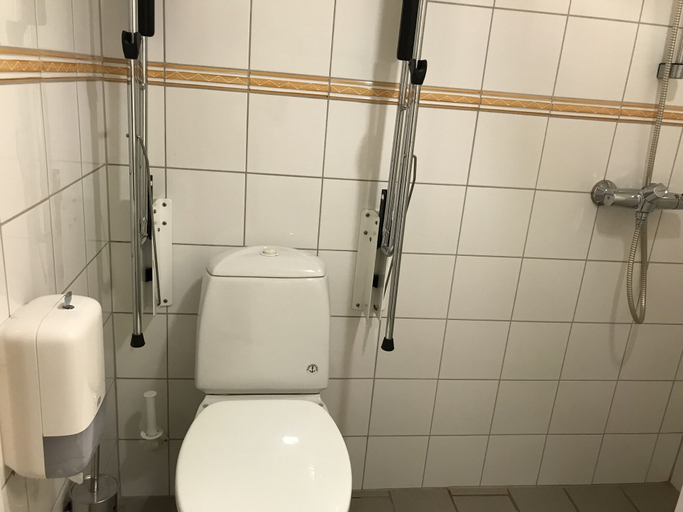 Bathroom 4, Tvedestrand Fjordhotell - Unike Hoteller, Tvedestrand