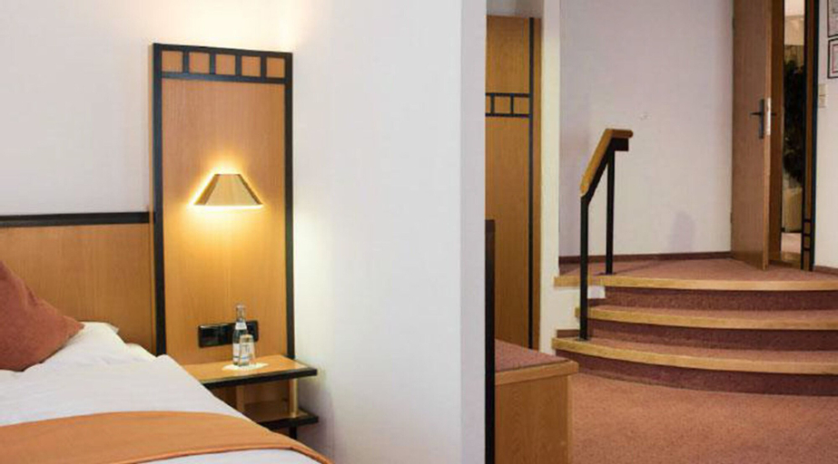 Bedroom 2, Hotel Schere, Northeim